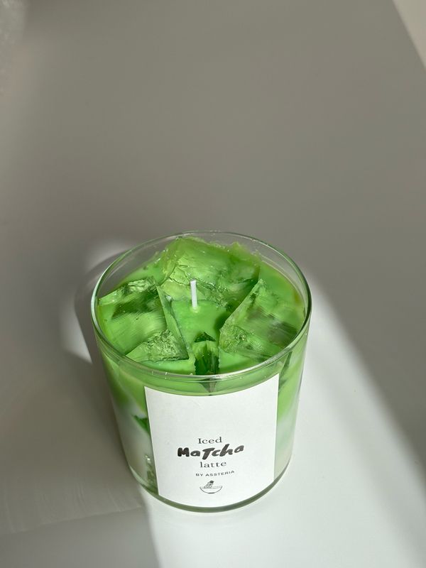 Ice matcha latte