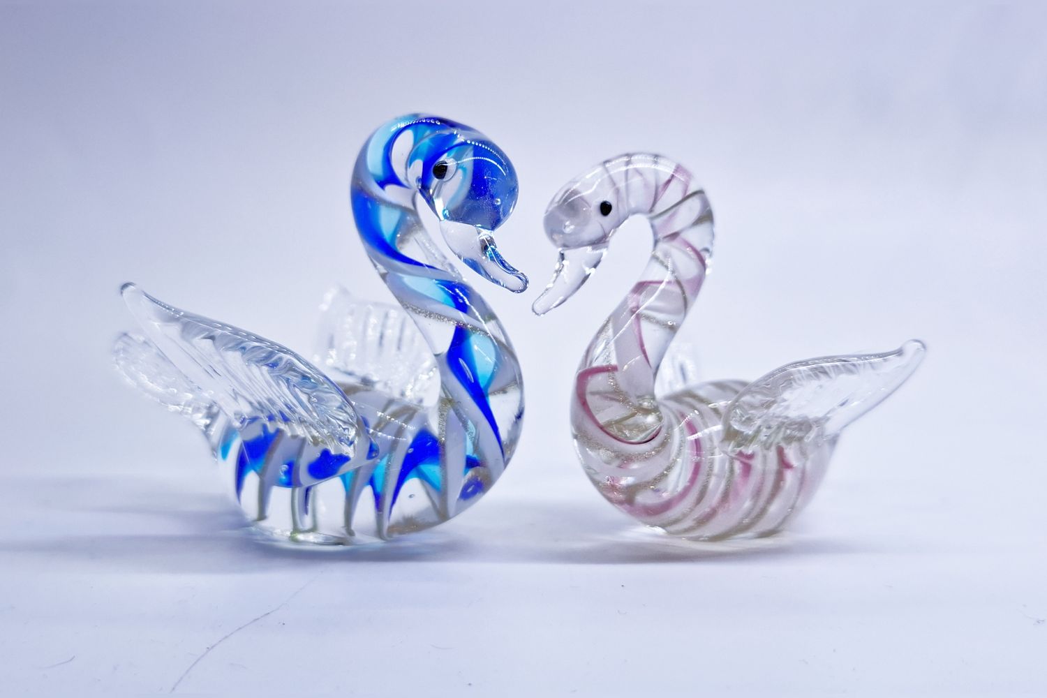 Small Swirl Swan*