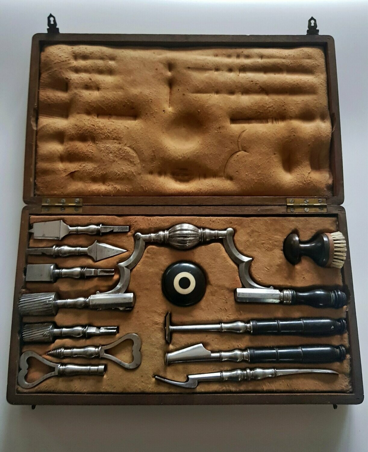 VERY RARE FRENCH 18th CENTURY COMPLETE TREPANNING SET