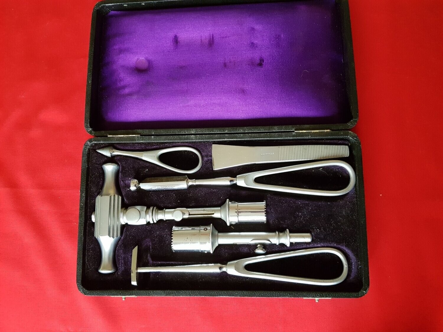 ​Cased set of trepanning instruments from Hauptner ca. 1890 - 1900