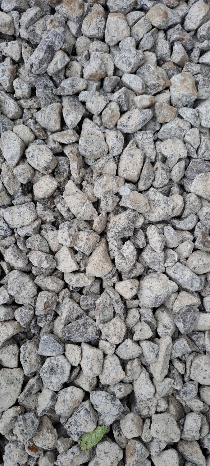 Pearl Grey 20mm Chippings *25Kg Bag*