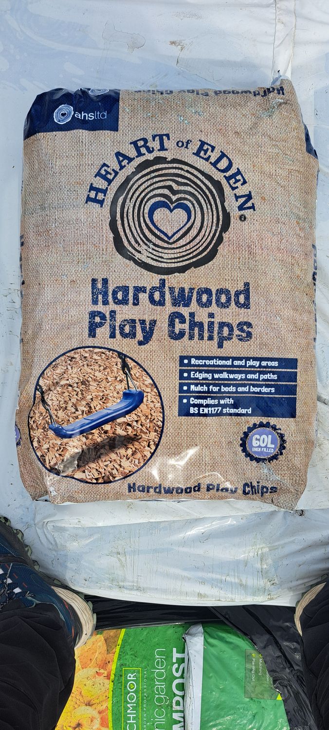 Heart Of Eden Hardwood Playground Chippings