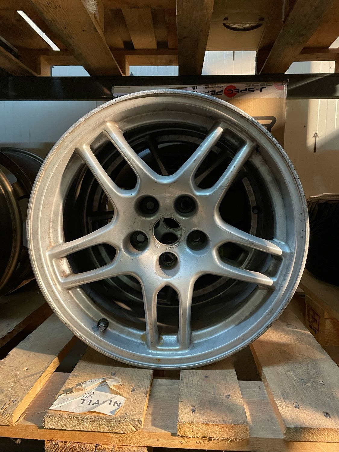 Nissan R33 GTR wheels