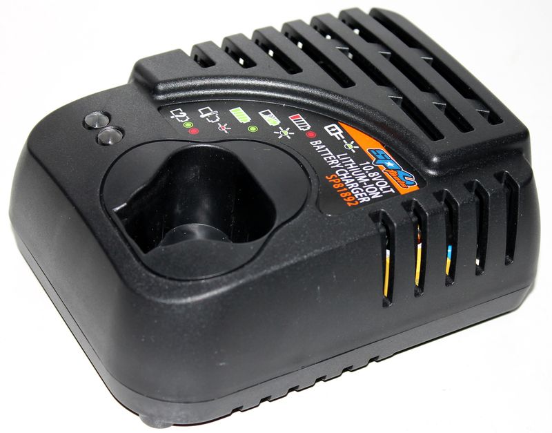 12V MAX-DRIVE - FAST CHARGER