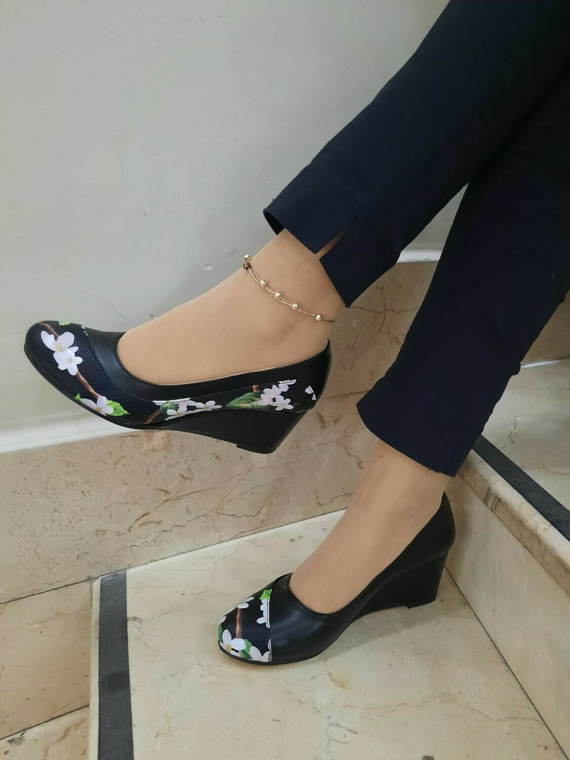 DESIGNER SHOES