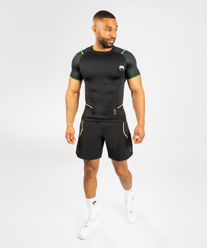 Venum Fusion 2.0 Kurzarm-Rashguard - Schwarz/Neon Venum Fusion 2.0 Kurzarm-Rashguard - Schwarz/Neon