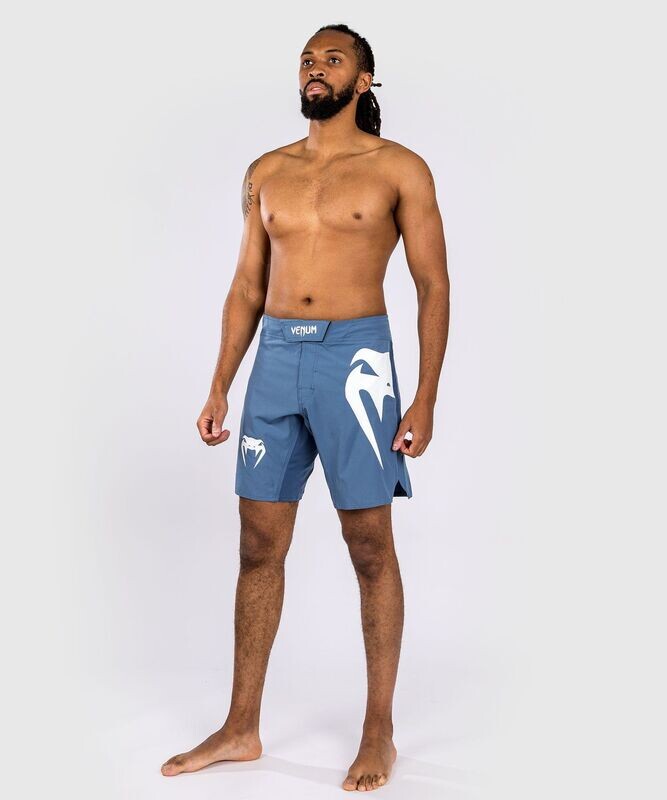 Venum Light 5.0 Fightshorts Blau/weiß Venum Light 5.0 Fightshorts Blau/weiß
