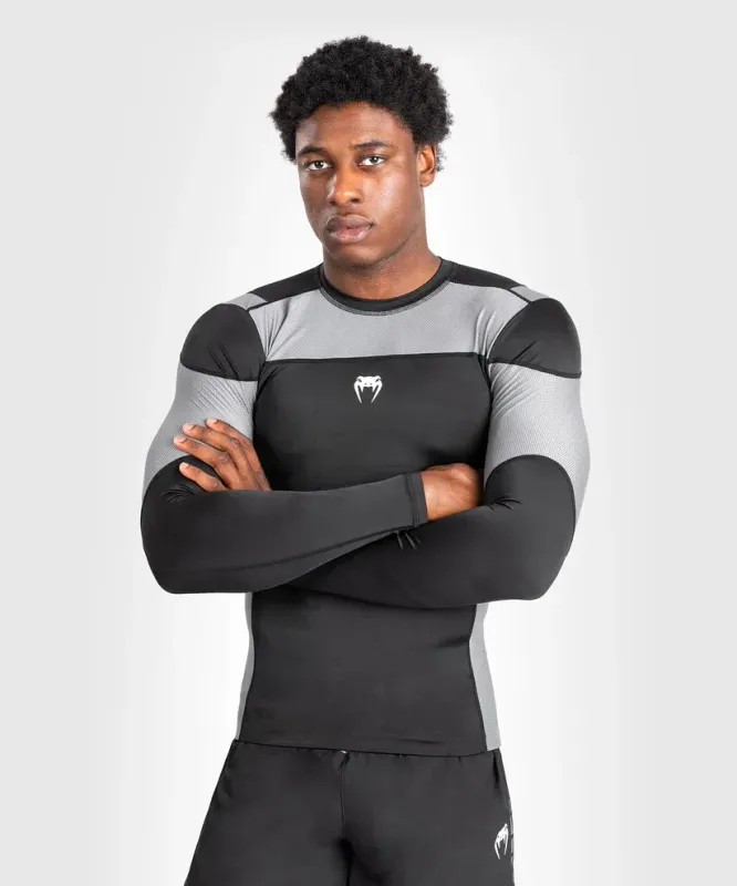 Venum Tempest Langarm-Rashguard - Schwarz/Grau Venum Tempest Langarm-Rashguard - Schwarz/Grau