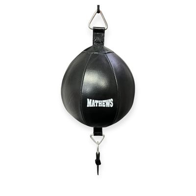 Mathews Punchingball aus Leder in schwarz Mathews Punchingball aus Leder in schwarz