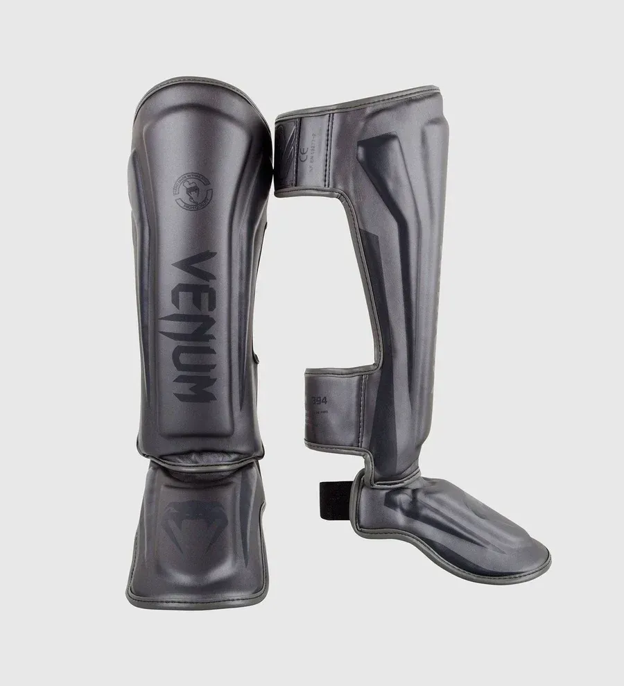 Venum Schienbeinspannschutz Elite Standup schwarz/schwarz