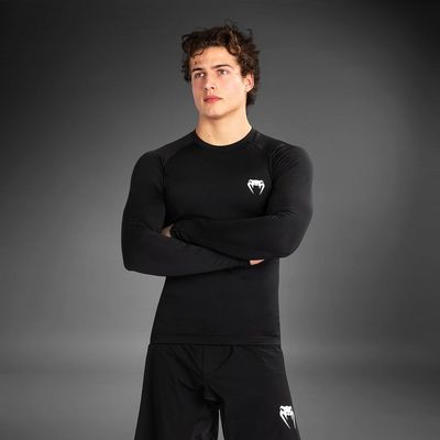 Venum Contender Langarm-Rashguard - Schwarz Venum Contender Langarm-Rashguard - Schwarz