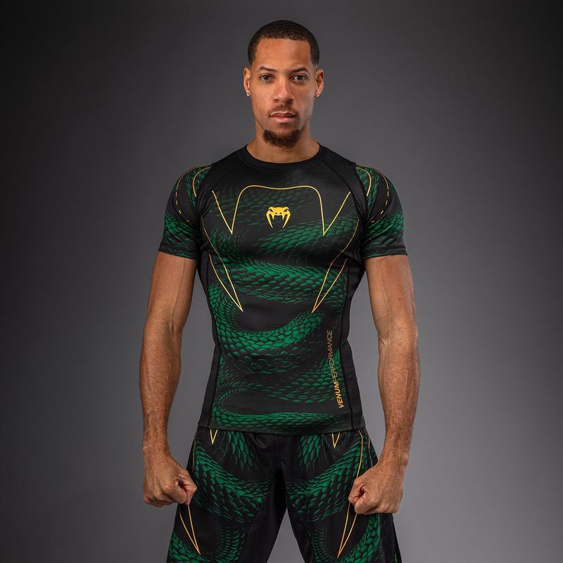 Venum Matupa Kurzarm-Rashguard Schwarz/Grün/Gold Venum Matupa Kurzarm-Rashguard Schwarz/Grün/Gold