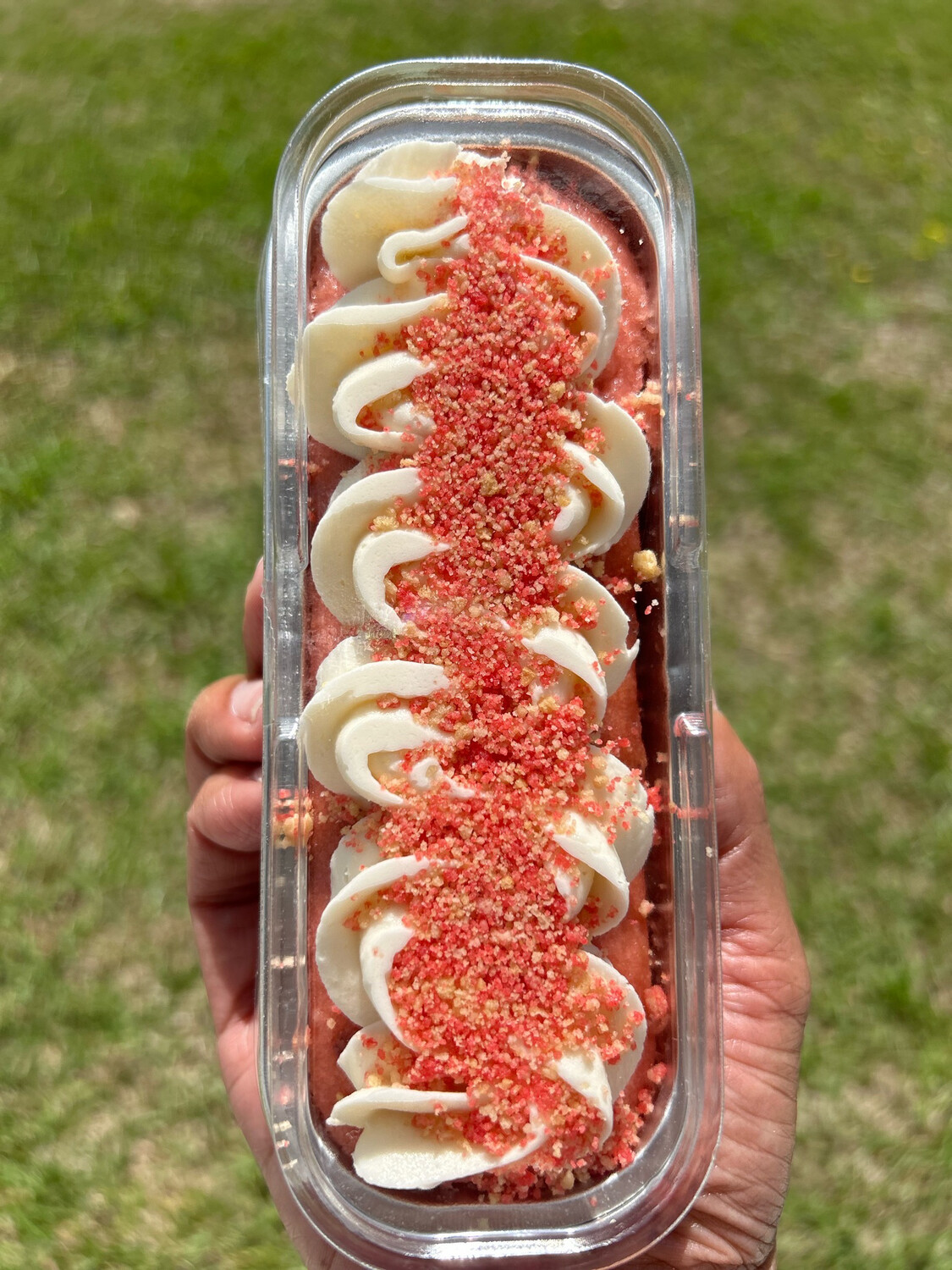 Strawberry Crunch Mini Cakes