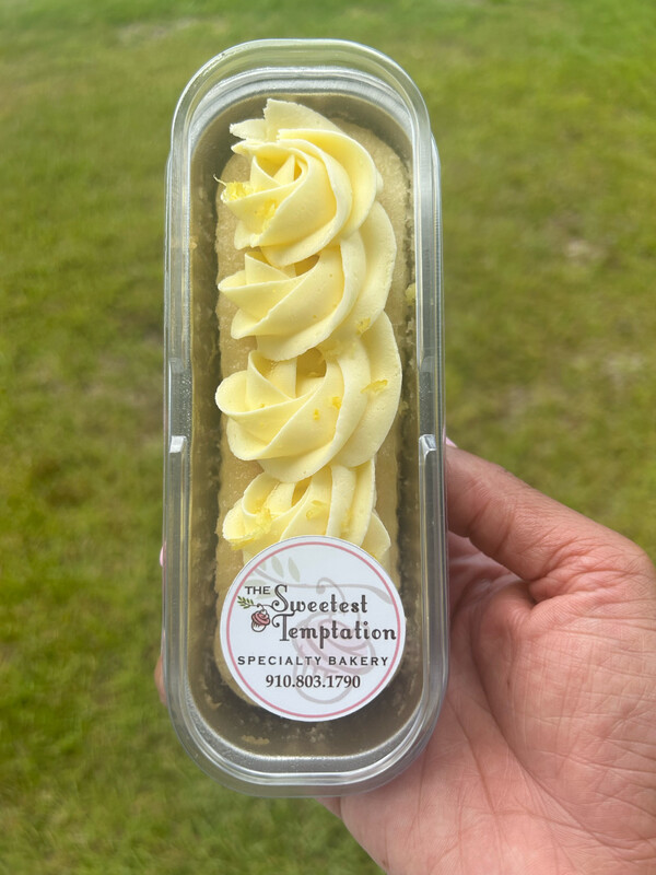 Lemon mini cakes