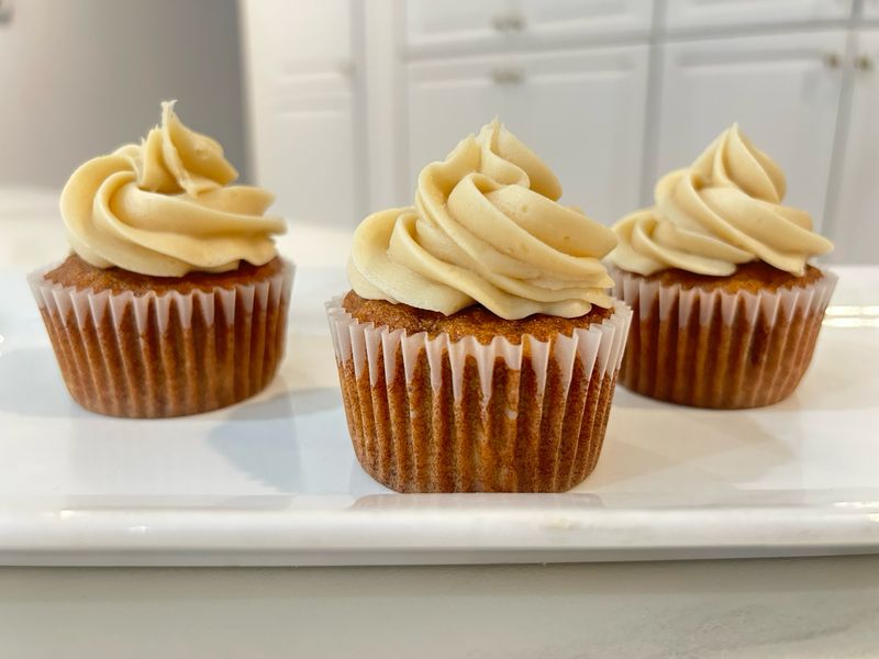 Sweet Potato Cupcakes 6ct