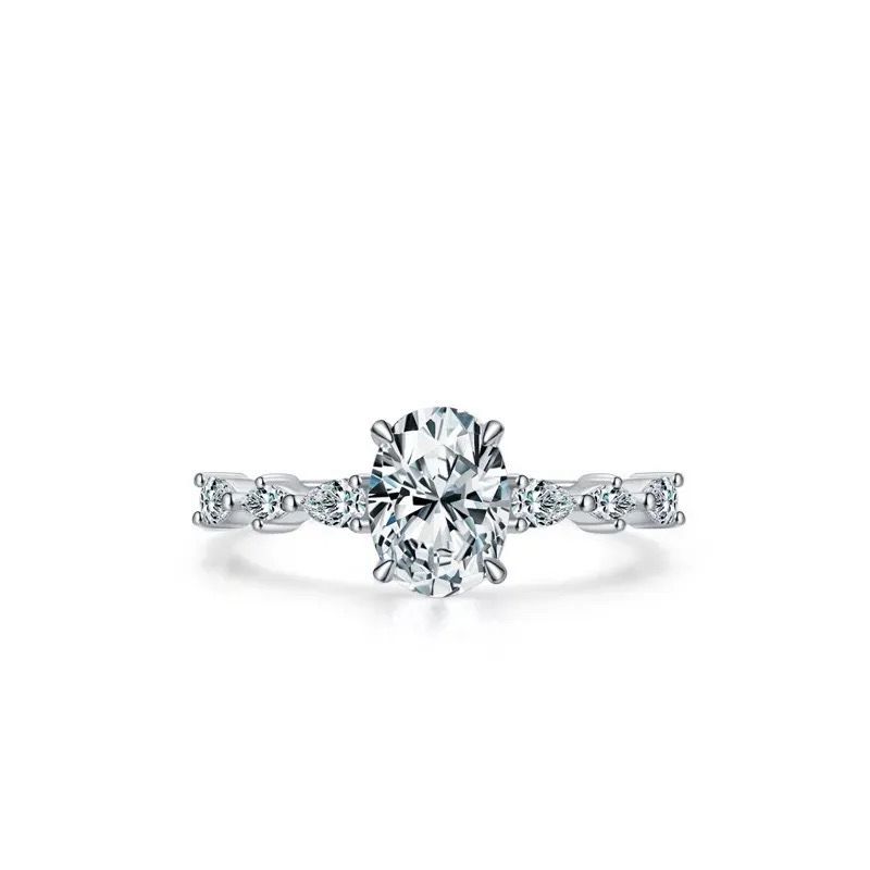 Dream Four-claw Oval Ring