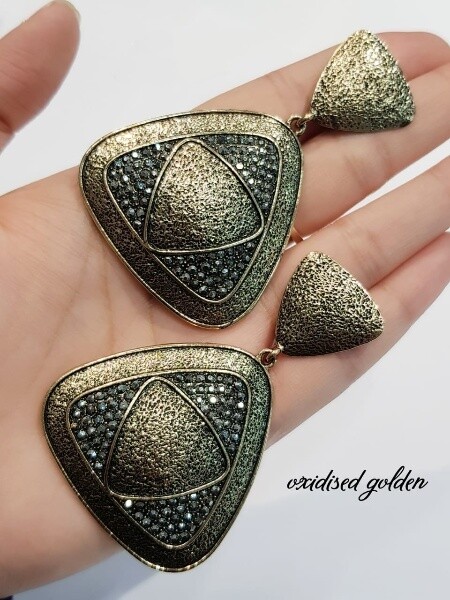 Oxidized golden triangle earring