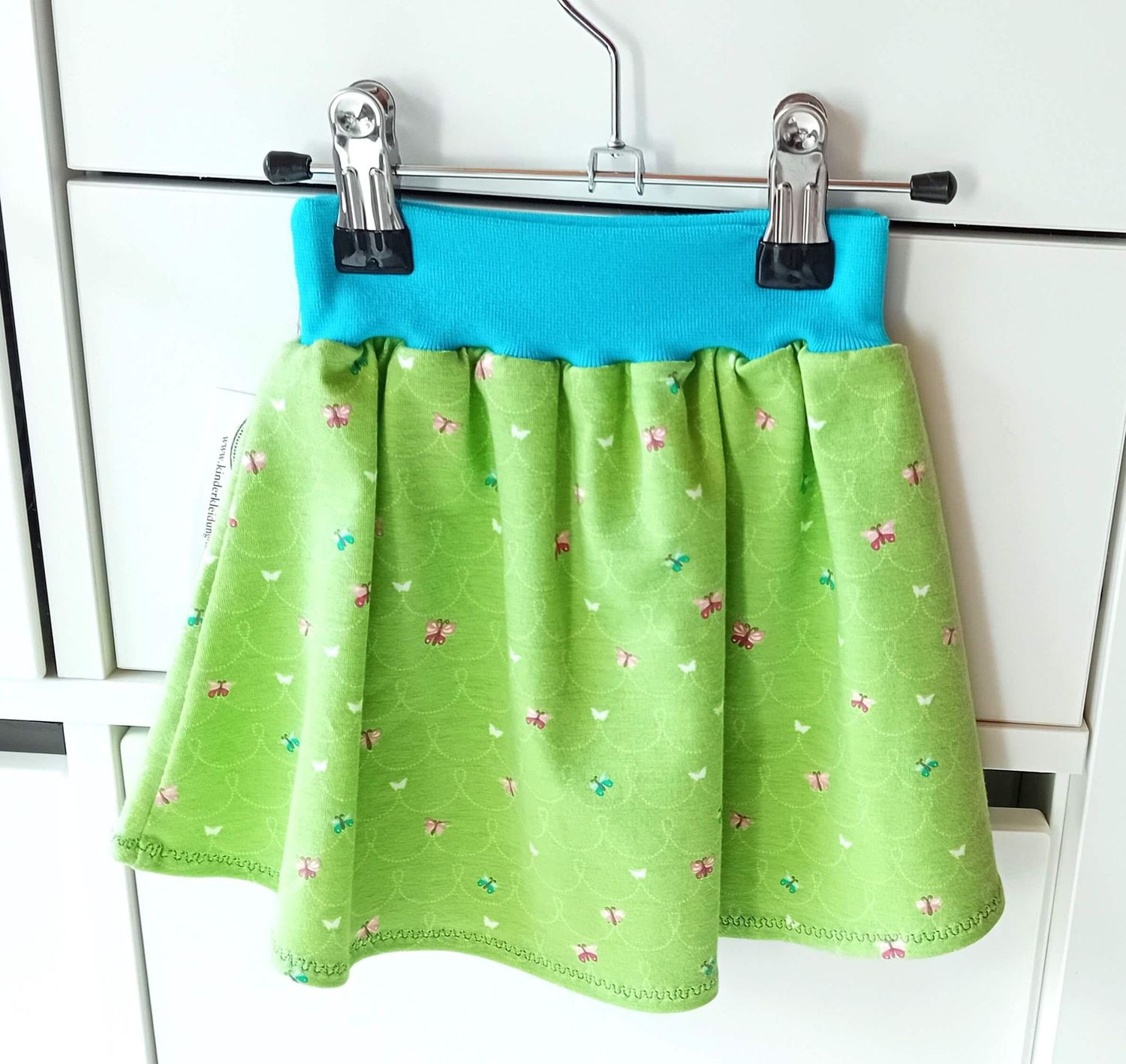 Kinderrock Tellerrock SCHMETTERLINGSWIESE in Gr. 86/92