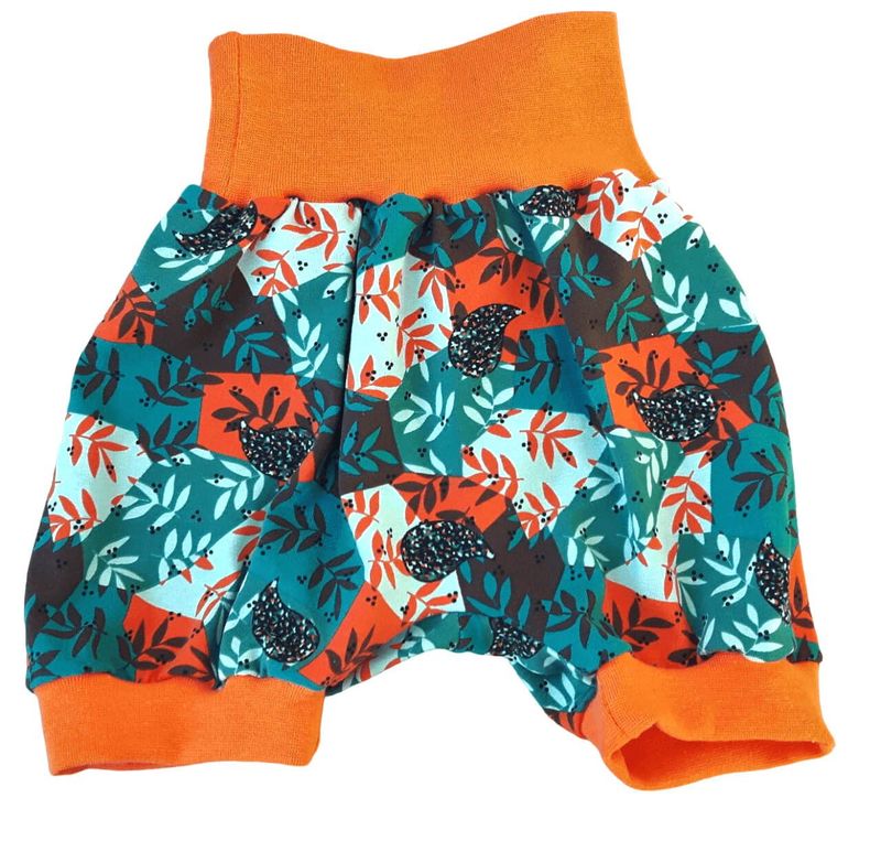 Babyshorts KUNTERBUNT in Gr. 68 - 92 Babyshorts KUNTERBUNT in Gr. 68 - 92