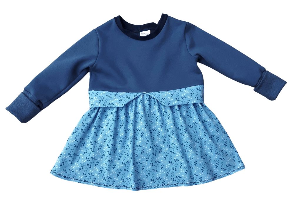 Girly Sweater  BLUMENRANKEN in Gr. 104