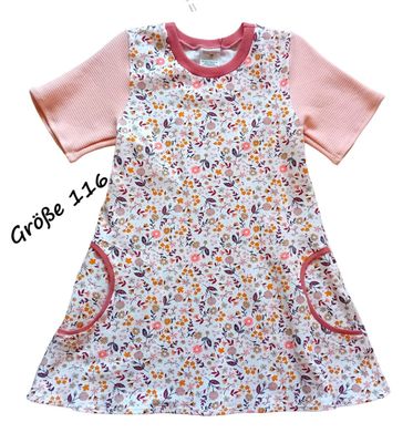 Kinderkleid Sommerkleid KLEINE BLUMEN in Gr. 116 und 140