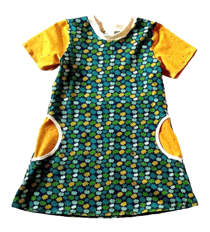 Kinderkleid Sommerkleid BLUMENSTECKER  in Gr. 122