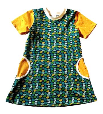 Kinderkleid Sommerkleid BLUMENSTECKER  in Gr. 122