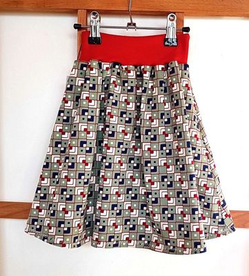 Kinderrock Tellerrock KAROS GRAU in Gr. 122/128