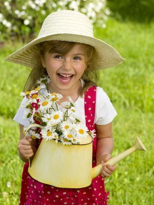 Mini Tilli by Sonja - Sommerkollektion handgemachte Kinderkleidung und Babykleidung. Hier findest du sorgfältig hergestellte Kinderkleider, Shirts und Röckchen - für einen leichten Sommer
