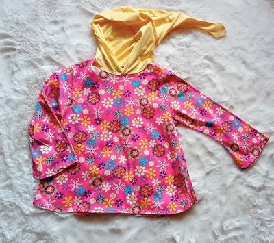 Kapuzenpullover Kinder Hoodie BLUMENRAD in Gr. 104 Kapuzenpullover Kinder Hoodie BLUMENRAD in Gr. 104