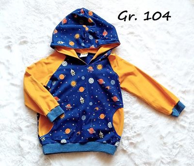 Kapuzenpullover Jungen GALAXY in Gr. 104 und 116 Kapuzenpullover Jungen GALAXY in Gr. 104 und 116