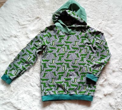 Kapuzenpullover Jungen  KROKODILE in Gr. 128 Kapuzenpullover Jungen  KROKODILE in Gr. 128
