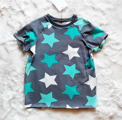 Kinder T-Shirt STERNE in Gr. 98 Kinder T-Shirt STERNE in Gr. 98