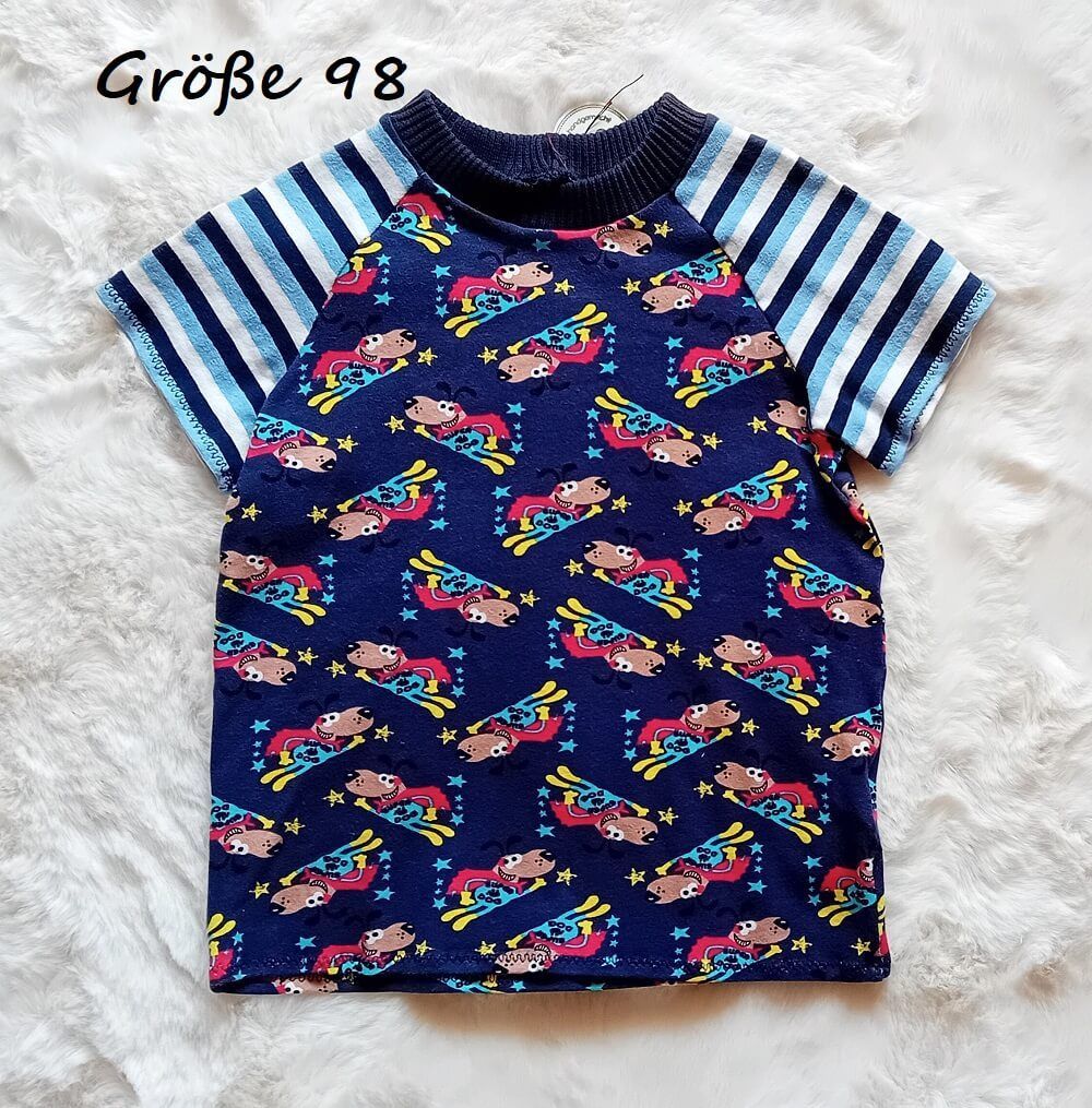 Kinder T-Shirt  SUPERHUNDE in Gr. 92 - 98 Kinder T-Shirt  SUPERHUNDE in Gr. 92 - 98