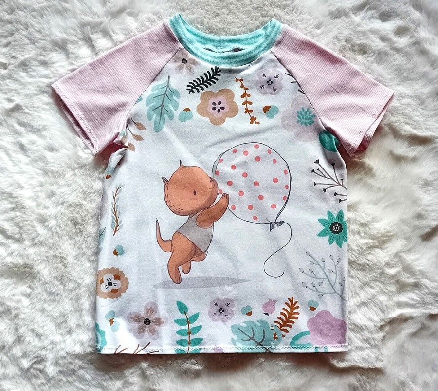 Kinder T-Shirt KATZENKIND in Gr. 104 Kinder T-Shirt KATZENKIND in Gr. 104