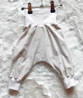 Baby Pumphose REGENBOGEN in Gr. 62 Baby Pumphose REGENBOGEN in Gr. 62