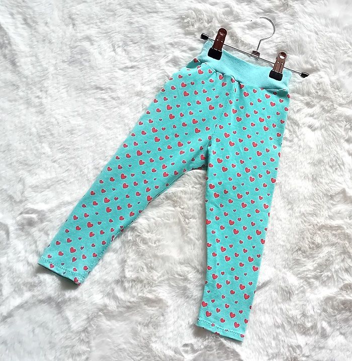 Kinder Leggings  HERZCHEN in Gr. 86 und 98