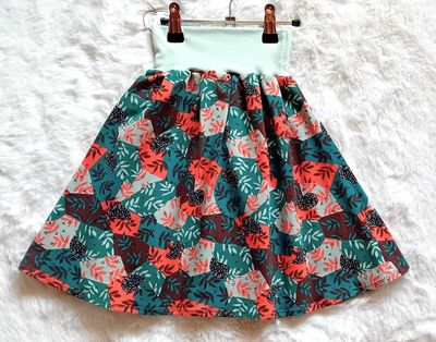 Kinderrock Tellerrock HERBSTLICH in Gr. 134/140 Kinderrock Tellerrock HERBSTLICH in Gr. 134/140