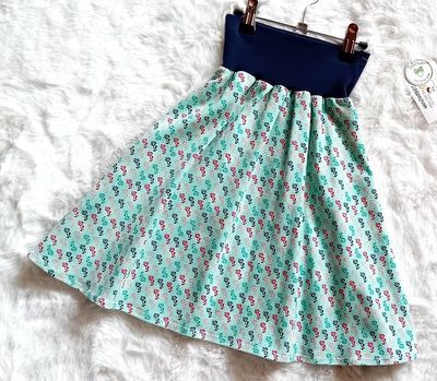 Kinderrock Tellerrock ROSEN in Gr. 146/152 Kinderrock Tellerrock ROSEN in Gr. 146/152