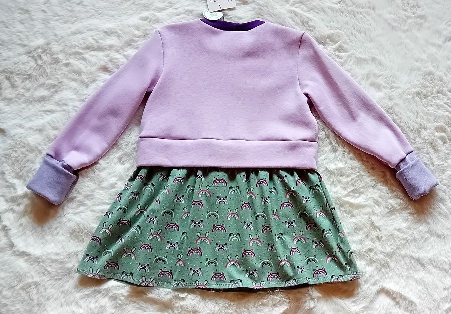 Girly Sweater  REGENBOGEN HASEN in Gr. 110