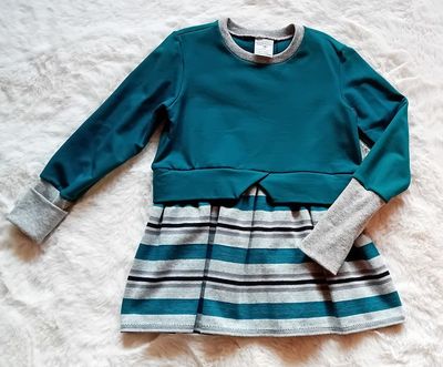 Girly Sweater STREIFEN in Gr. 110 Girly Sweater STREIFEN in Gr. 110