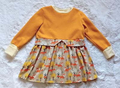 Girly Sweater FUCHS IM WALD Gr. 122 Girly Sweater FUCHS IM WALD Gr. 122