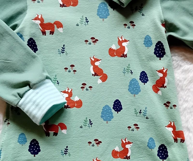 Kapuzenkleid Kinder langarm FUCHS in Gr. 86