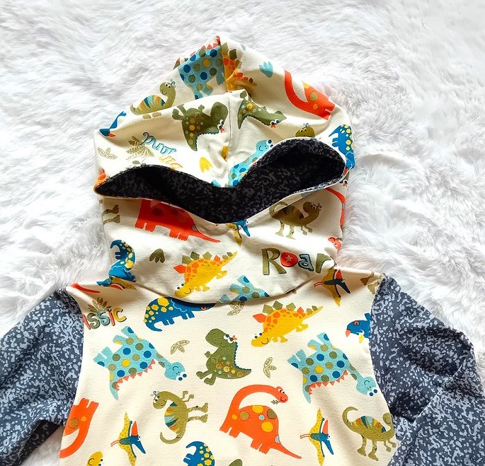 Ballonkleid Kinder DINOS in Gr. 86/92