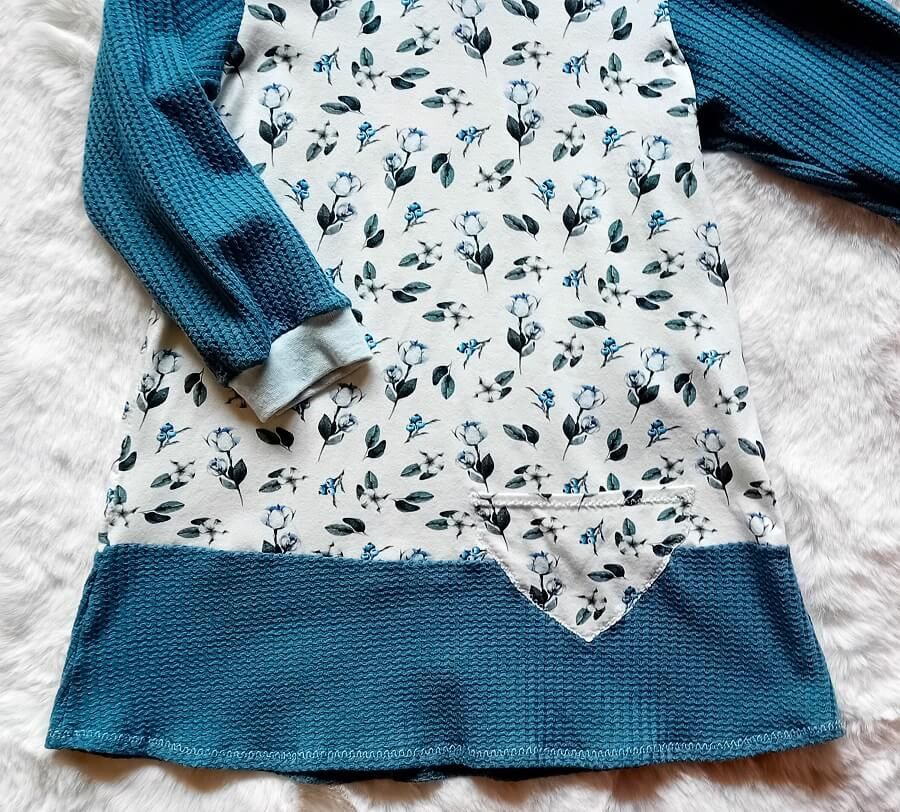 Kapuzenkleid Kinder langarm ROSEN in Gr. 98