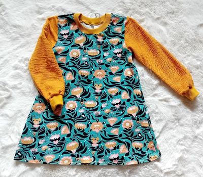 Kinderkleid langarm  BLUMENTANZ in Gr. 98