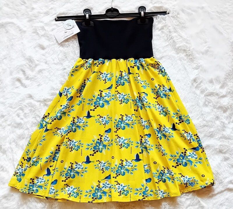 Damenrock Tellerrock  BLUMENZEIT in Universal Gr. 36-40 Damenrock Tellerrock  BLUMENZEIT in Universal Gr. 36-40