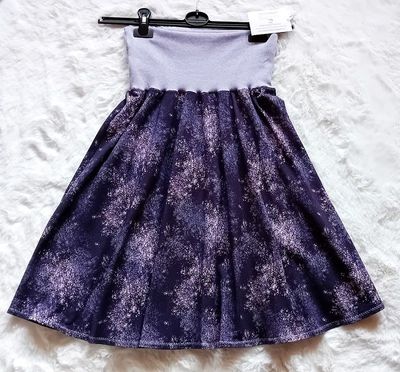 Damenrock Tellerrock  FEUERWERK  in Universal  Gr. 40-44 Damenrock Tellerrock  FEUERWERK  in Universal  Gr. 40-44