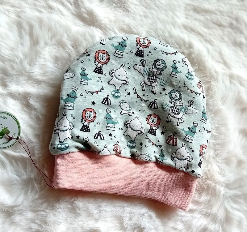 Baby Beanie  ZIRKUS STERNE / 0-6 Monate Baby Beanie  ZIRKUS STERNE / 0-6 Monate