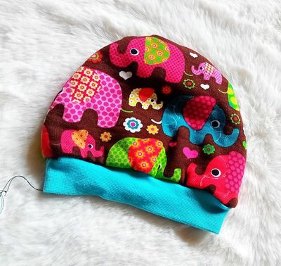 Baby Beanie  ELEFANTEN PUNKTE / 6-9 Monate Baby Beanie  ELEFANTEN PUNKTE / 6-9 Monate